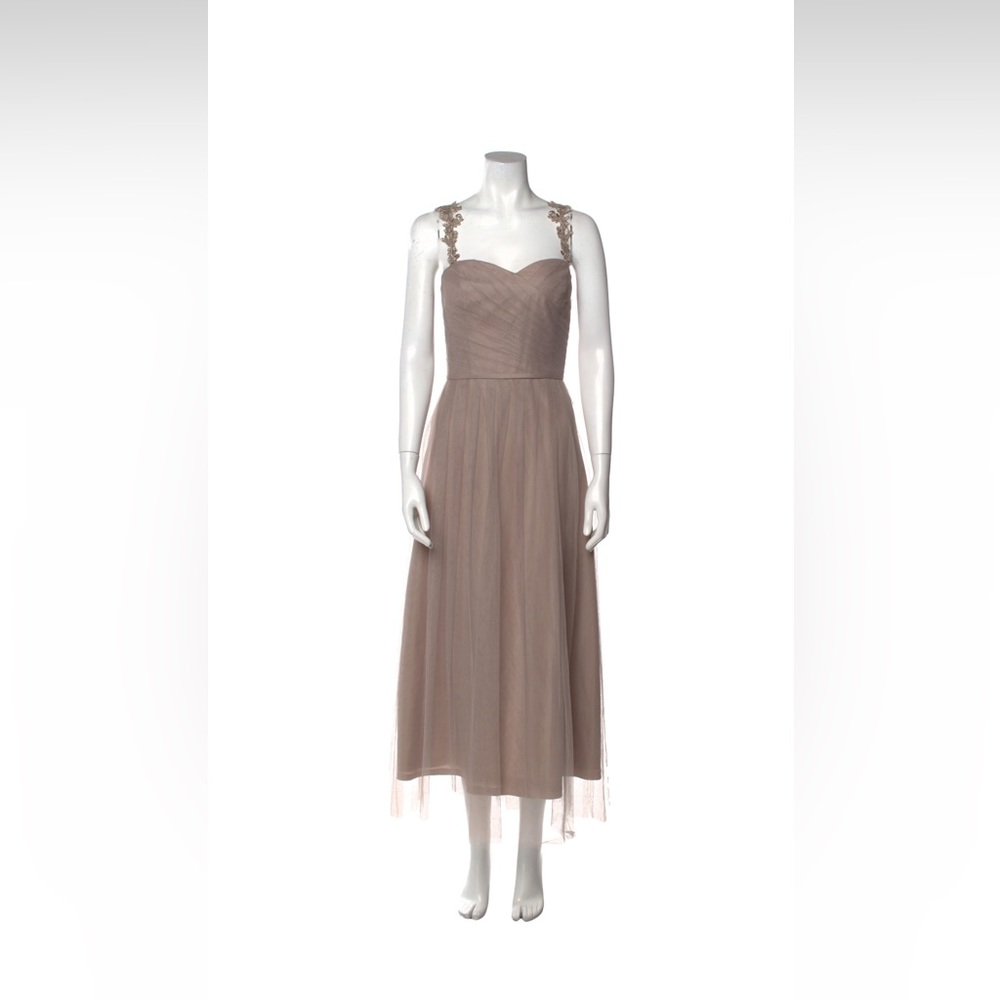 Monique Lhuillier dress